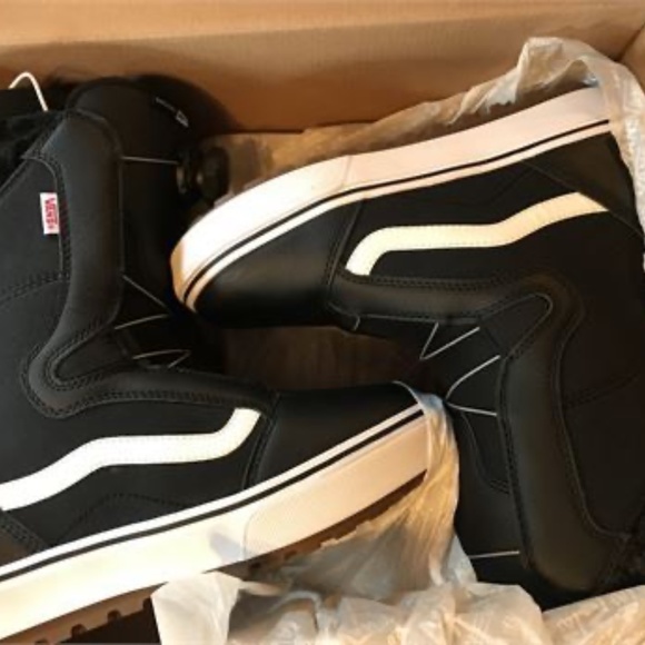 Vans woman’s Encore OG black/white 20 snowboard boots size 8 - Picture 2 of 3